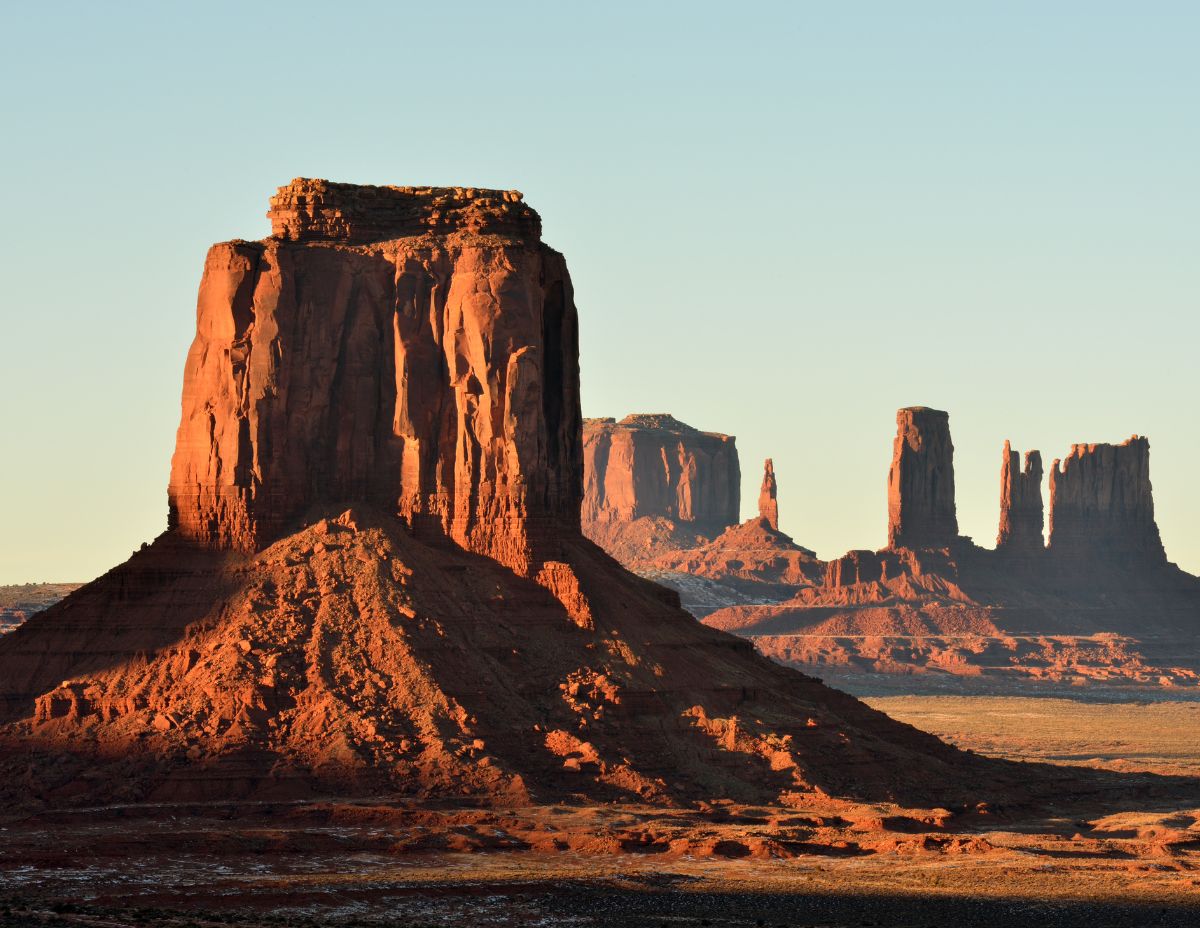 Landscapes of Awe: Journeys Through America’s Natural Icons